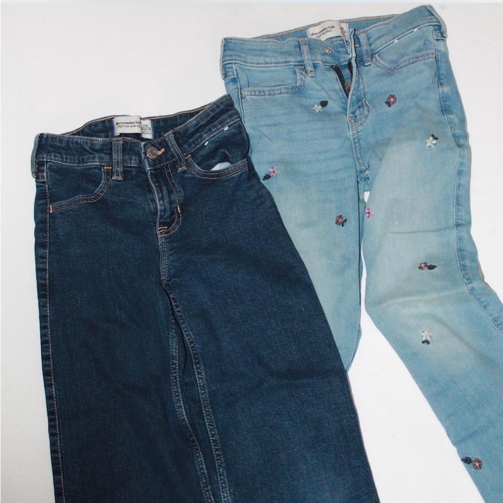 Abercrombie Kids Jeans Duo - Dark Indigo & Light Blue Floral - Picture 5 of 6